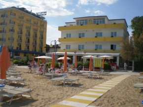 Отель Hotel Silva Frontemare  Лидо-Ди-Езоло